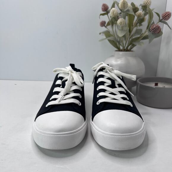 Vionic Upside Lace Up Canvas Sneaker Black/White Shoes Women's 11 Tried On - Picture 2 of 10